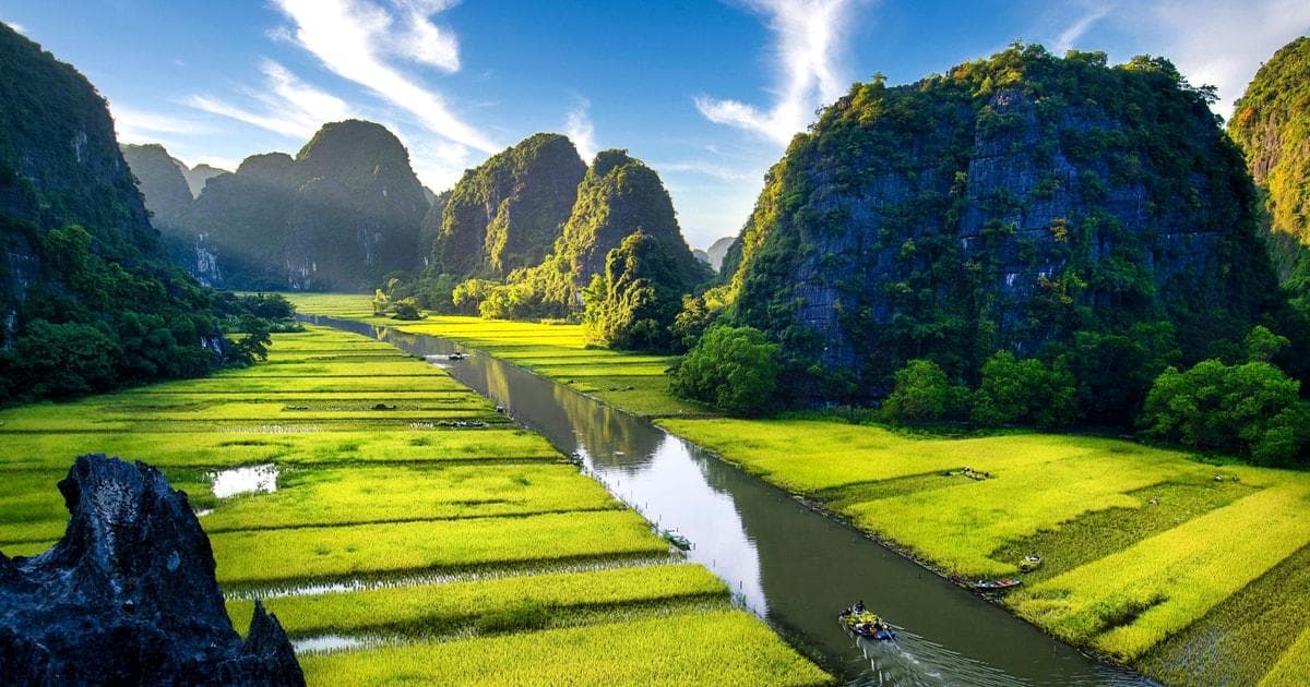 Ninh Binh Local Tour – Trang An, Tam Coc & Unique Cuisine (1 Day)